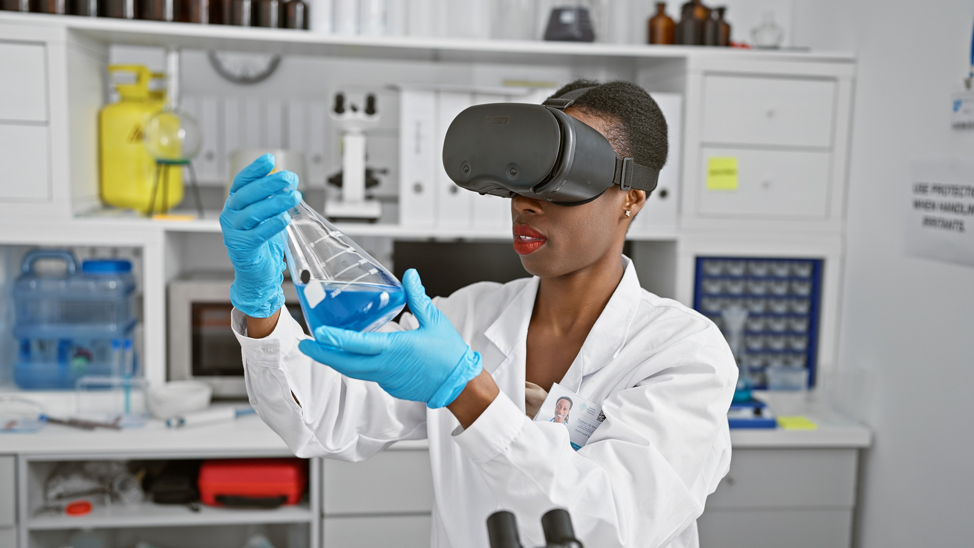 VR SOP Training for Pharmaceutical API Synthesis