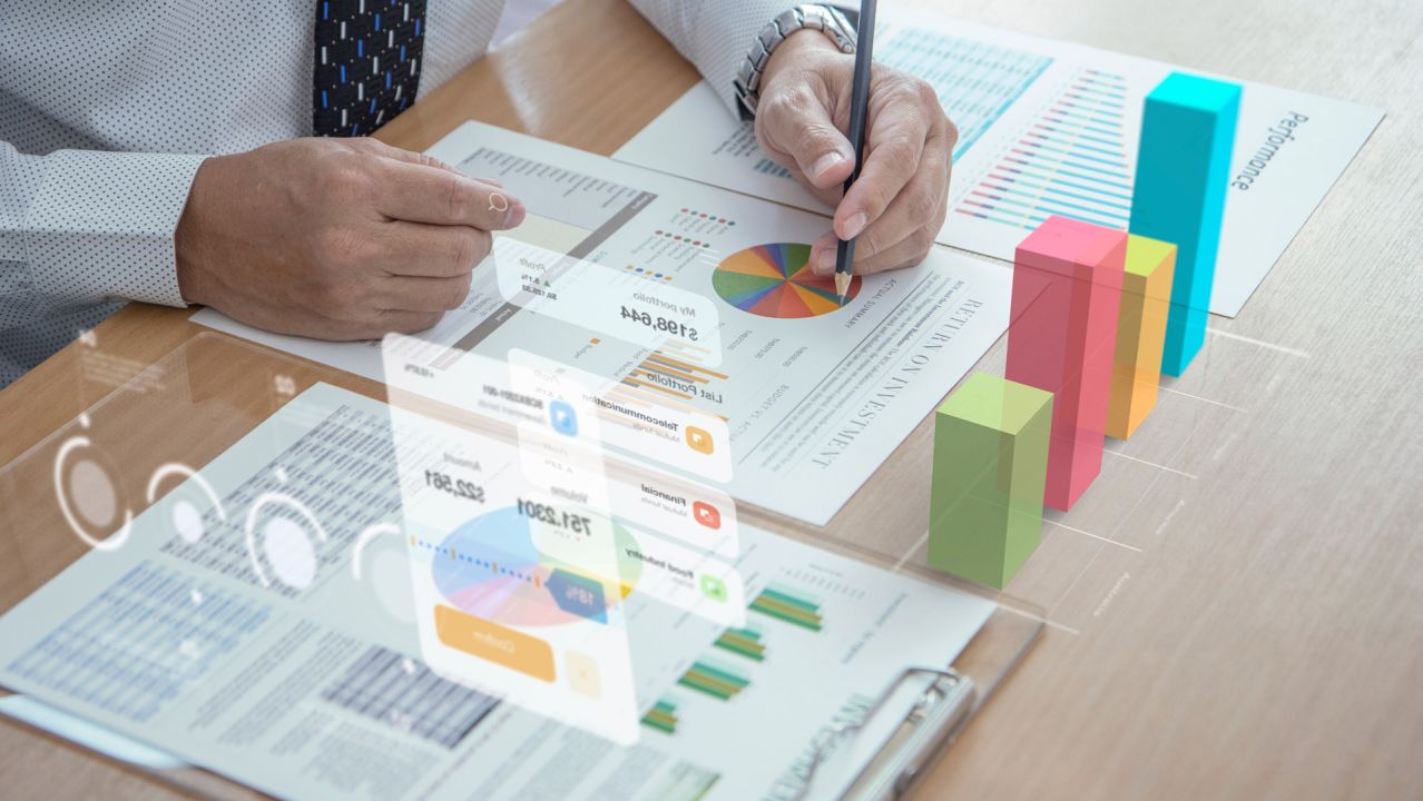 Document Management AR Interfaces: Streamlining Access and Collaboration